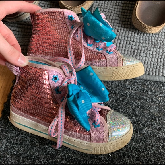 !2 for 1! Size 11 toddler Jojo Siwa running shoes - Picture 8 of 9